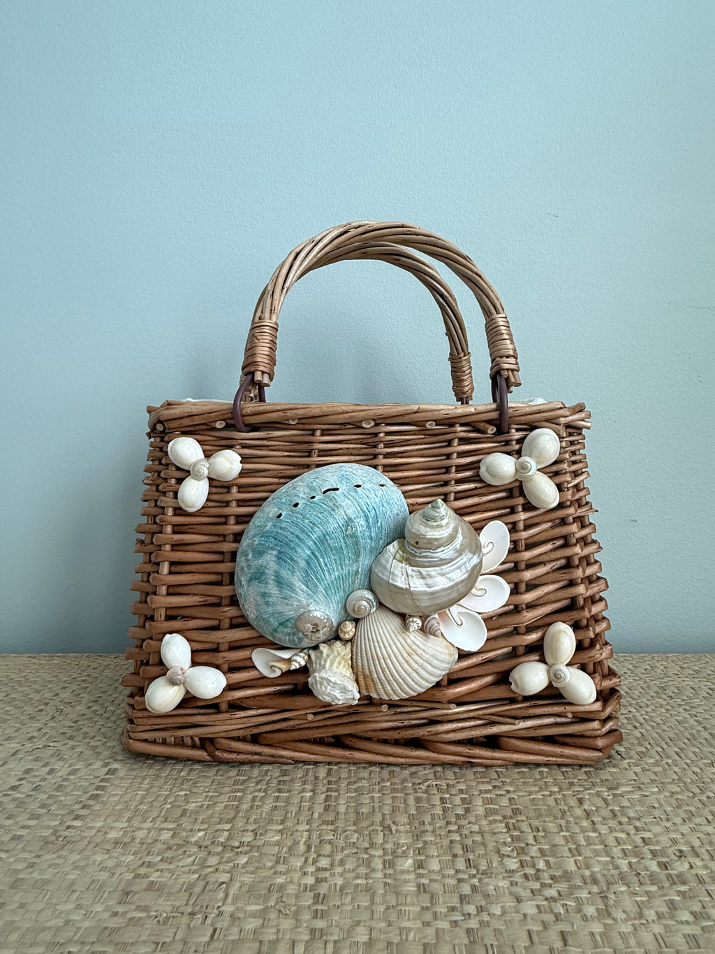 Shell Rattan Handbag
