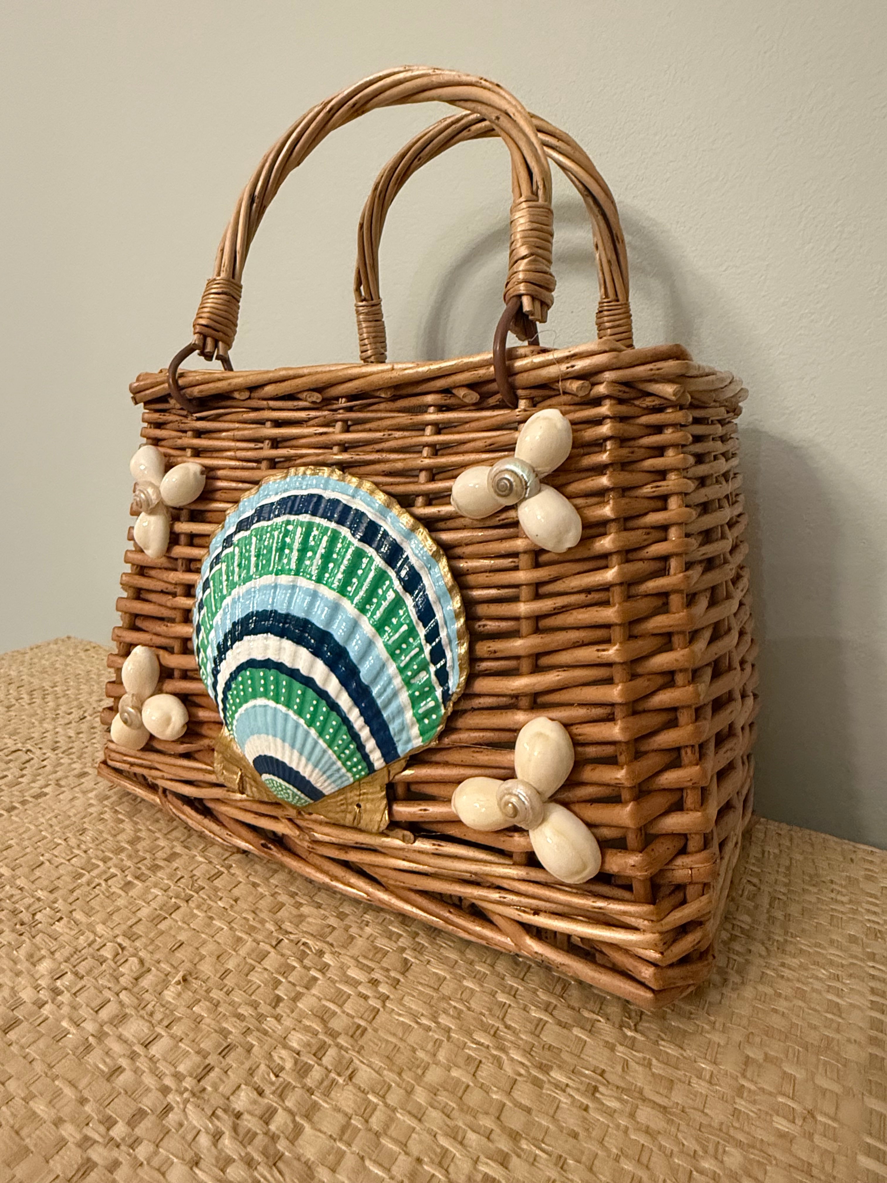 Shell Rattan Handbag